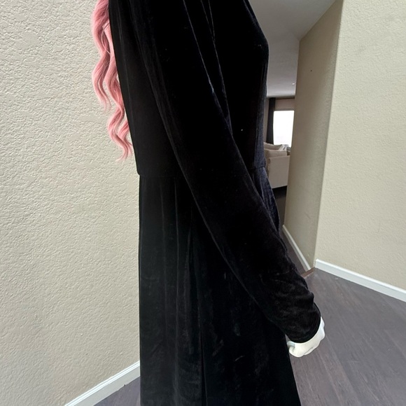 Goth High Priestess Dress with pockets - Picture 5 of 8